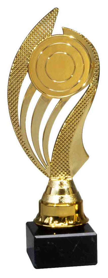 Ein POMEKI Pokal Wetzlar 3-er Pokalserie 200 mm - 220 mm PK740450-3-E50 auf schwarzem Sockel.